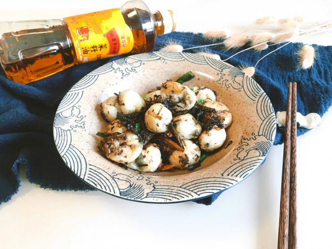 黔味·酸菜炒汤圆