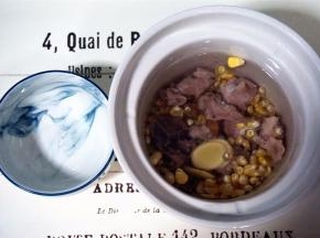 加入两碗半清水。