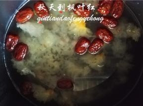 加入适量的清水