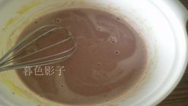 搅打融合、放蛋糕粉搅打融合