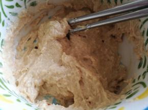 用筷子搅匀，放凉备用。