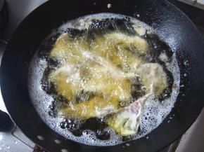 复炸一遍至金黄色即可