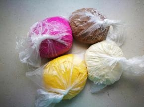 第一次发酵至原来的2.5倍大。