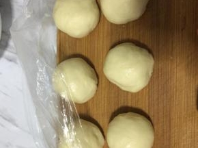 将油皮平均分成6份