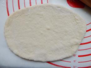 然后切小块擀面皮