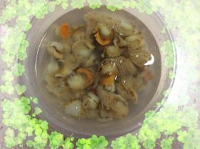 扇贝肉洗净备用