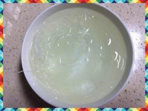 粉丝用温水泡软备用