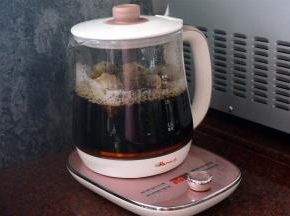 30克锡兰红茶，700毫升清水，煮6分钟左右。