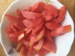 西红柿切碎