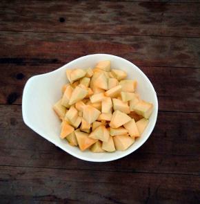 南瓜切成小丁