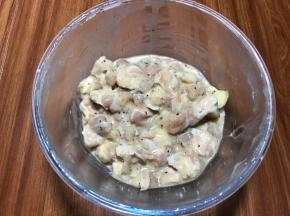 盖保鲜膜放冰箱里，半小时至少