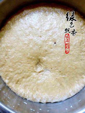 饧发至面团两倍大