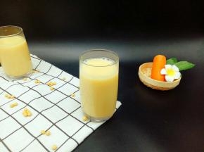 装入杯中，很美味哦，你也试试。