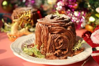 装饰一些元素。