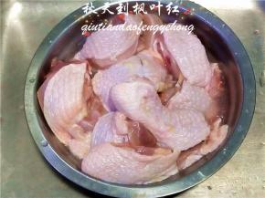 鸡块用清水浸泡出血水