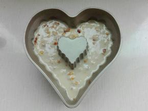 搅拌均匀，轻微震一下