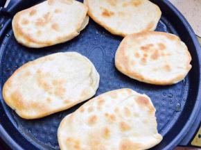 烙至两面金黄即可