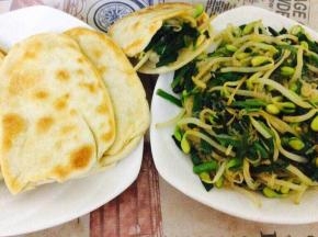 夹菜好香哦