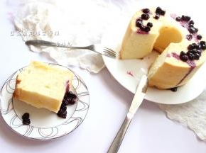 颗颗蓝莓吃起来爆浆。