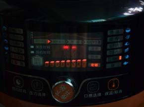 电压力锅选择煮豆键，我用浓郁口感