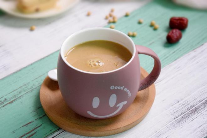 红枣枸杞紫米豆浆