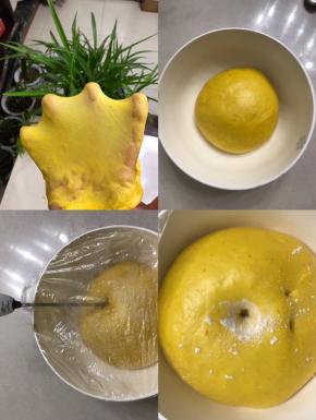 
上保鲜膜一发（温度在28.8 稍有点高，最好在28 以下）
6发酵二倍大，用手指沾面粉戳洞洞口不回缩不塌陷为好，不要看时间。