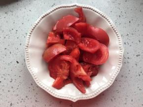 西红柿切块