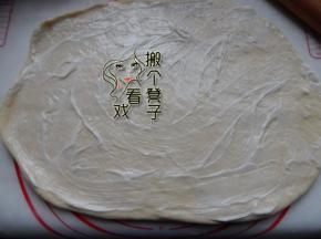 抹上沙拉酱