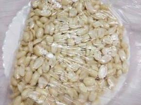 装入袋子放入冰箱冷冻室里冻