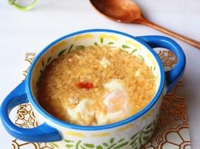 加入适量枸杞。