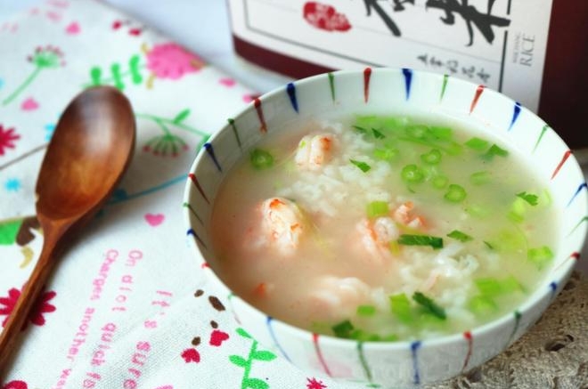 芹菜虾仁粥