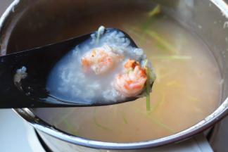 程序结束，虾仁熟了，是很脆甜的程度。