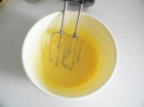 继续搅拌混合均匀