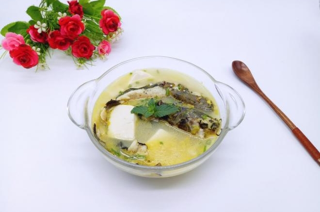 豆腐昂刺鱼汤