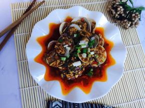 汤汁还可以煮一点粉丝，真的味道好过外面的花甲粉好嘛！