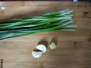 韭菜，姜蒜