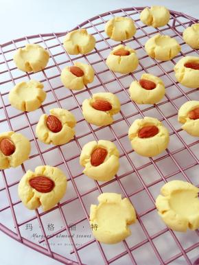 简单又美味的小点心，很适合来招待客人哦～