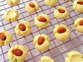 简单又美味的小点心，很适合来招待客人哦～