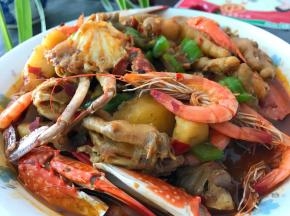 诱人的蟹肉煲。