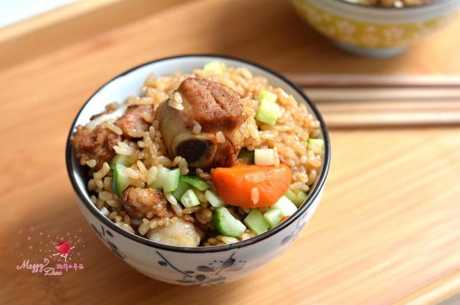 排骨焖饭