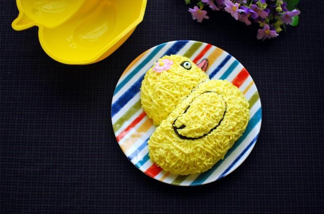 小黄鸭淡酸奶蛋糕