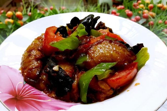 木耳烧茄子