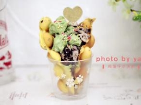 鸡蛋仔夹上自制的奥利奥&抹茶冰淇淋，特别好吃！！