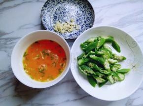 所有食材准备工作完成。