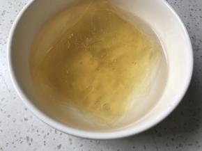 吉利丁用冰水泡软