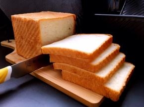 晾至手温切片用保鲜袋密封保存即可。