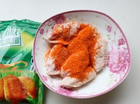 加入奥尔良烤肉料。