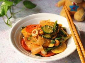 撒点熟芝麻就可以开动了。