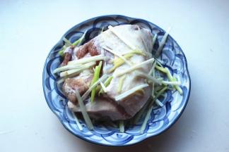 抓匀，腌制一夜以上。