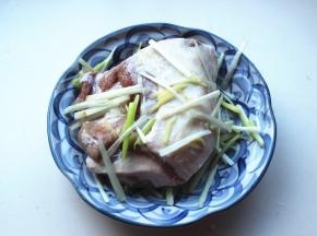 抓匀，腌制一夜以上。